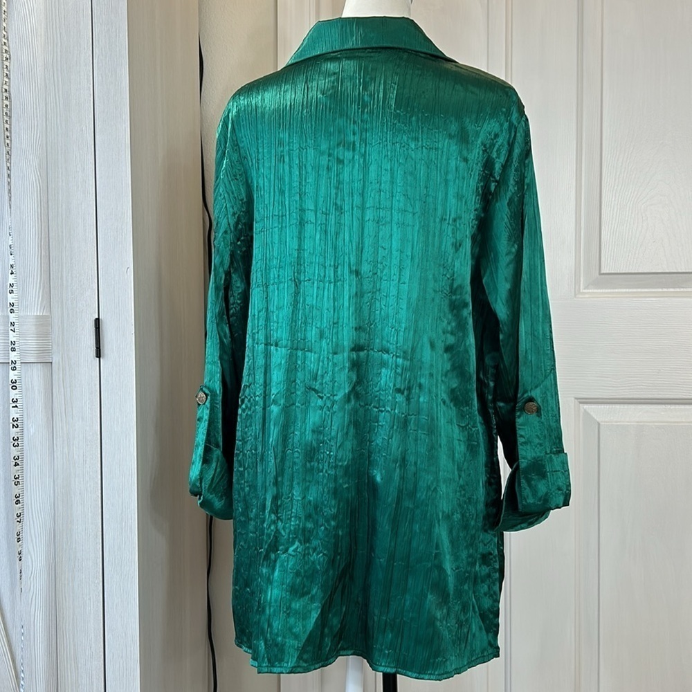 R.Q.T. Green Crinkle Button Up Long Shirt Sz 1X - Picture 6 of 11